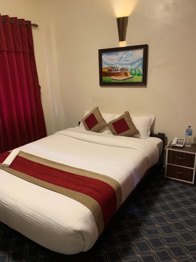 Hotel Sakura Durbar ナガルコット エクステリア 写真