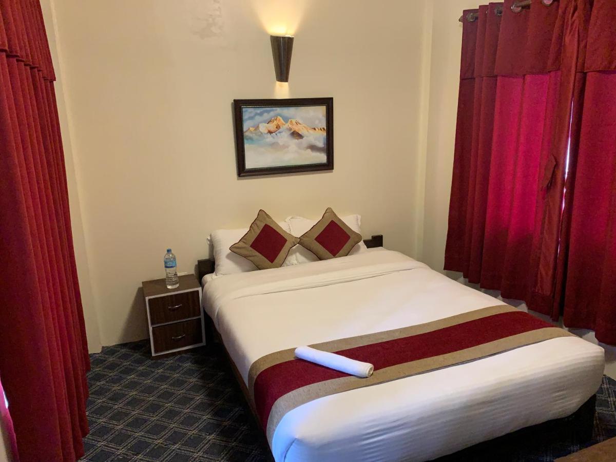 Hotel Sakura Durbar ナガルコット エクステリア 写真