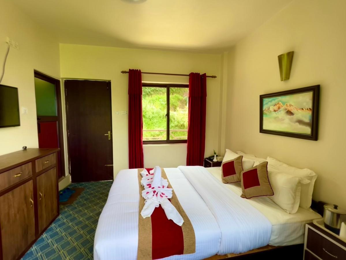 Hotel Sakura Durbar ナガルコット エクステリア 写真
